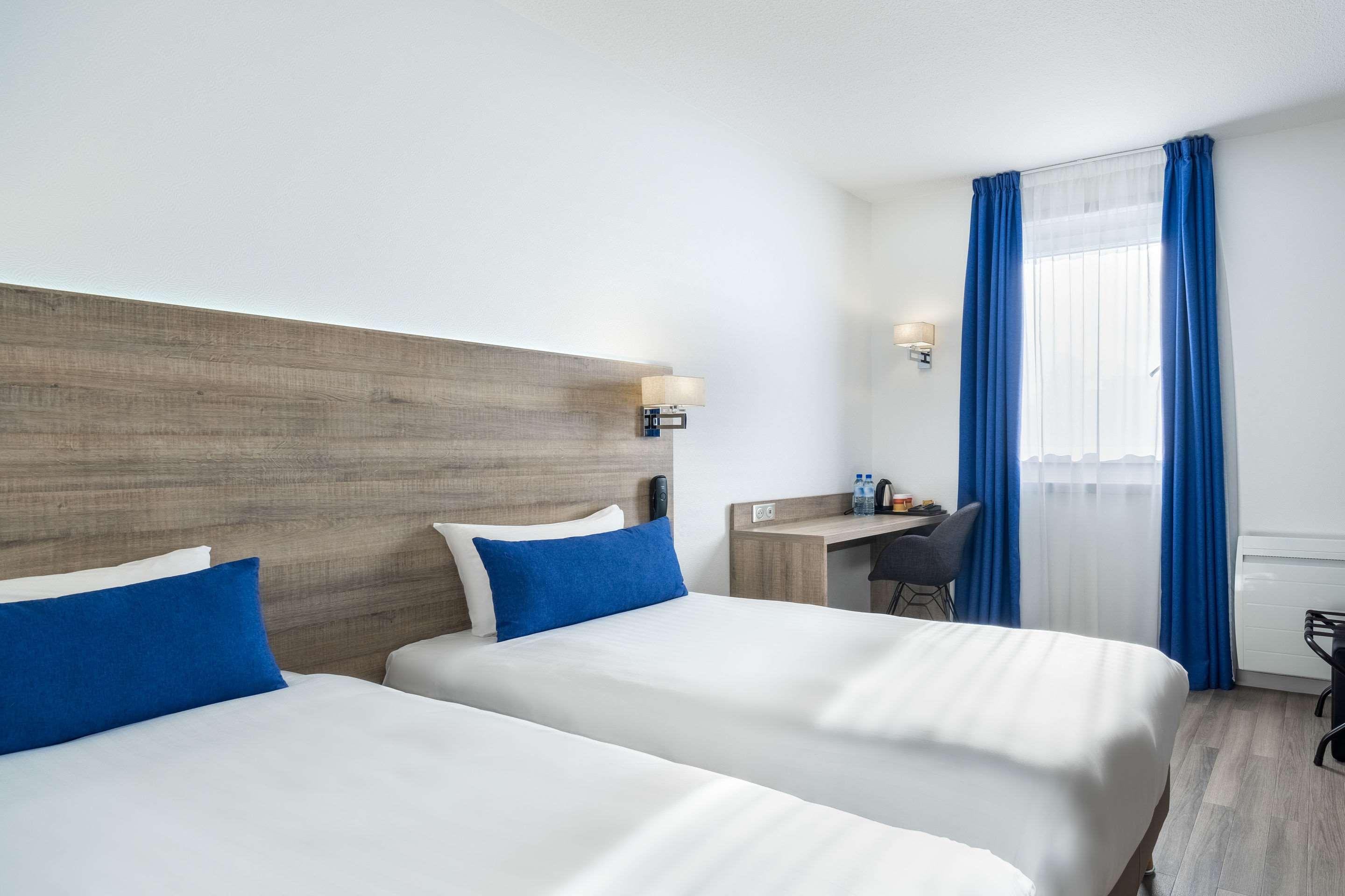 Hotel Le Circuit Le Mans Ngoại thất bức ảnh