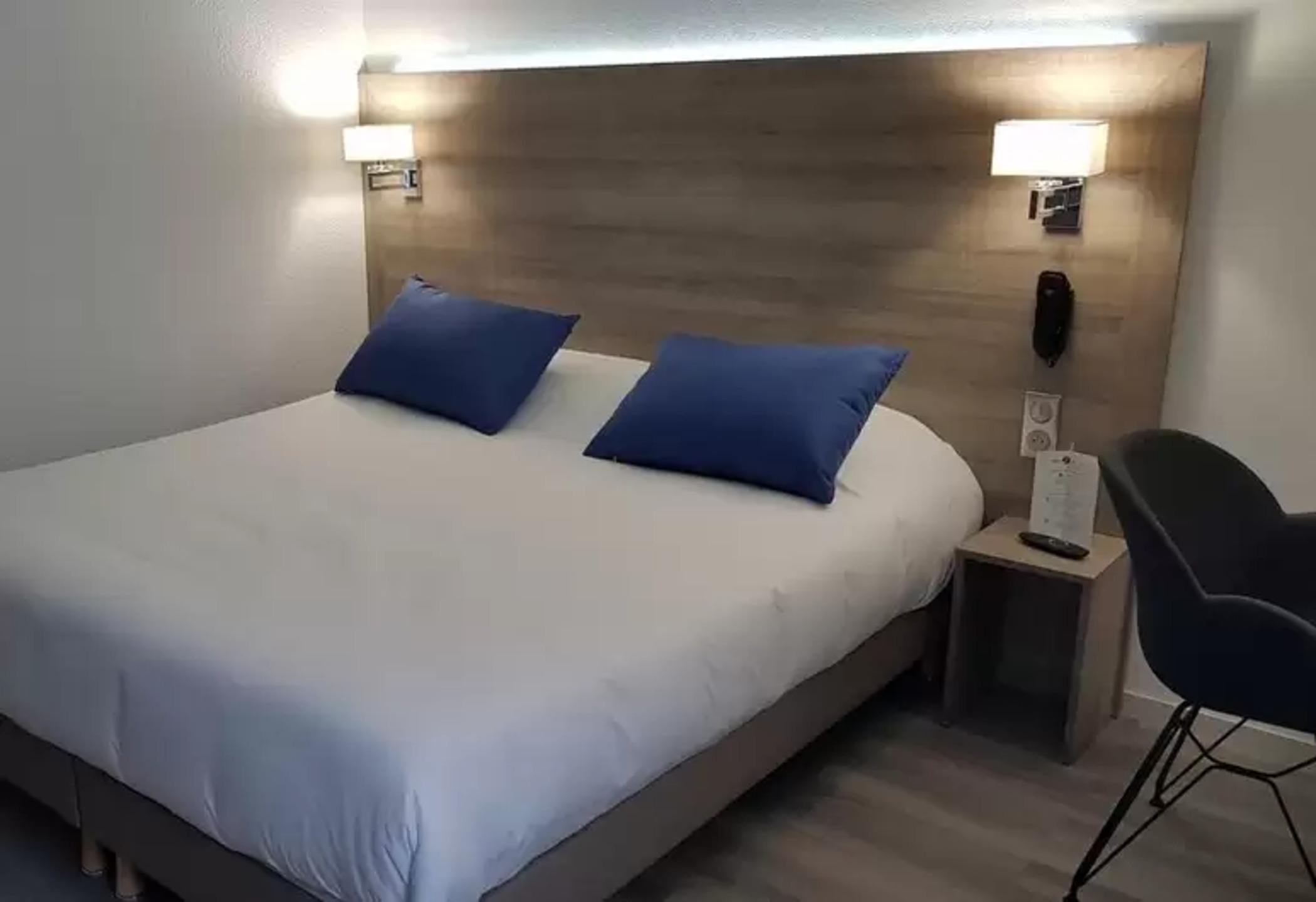 Hotel Le Circuit Le Mans Ngoại thất bức ảnh