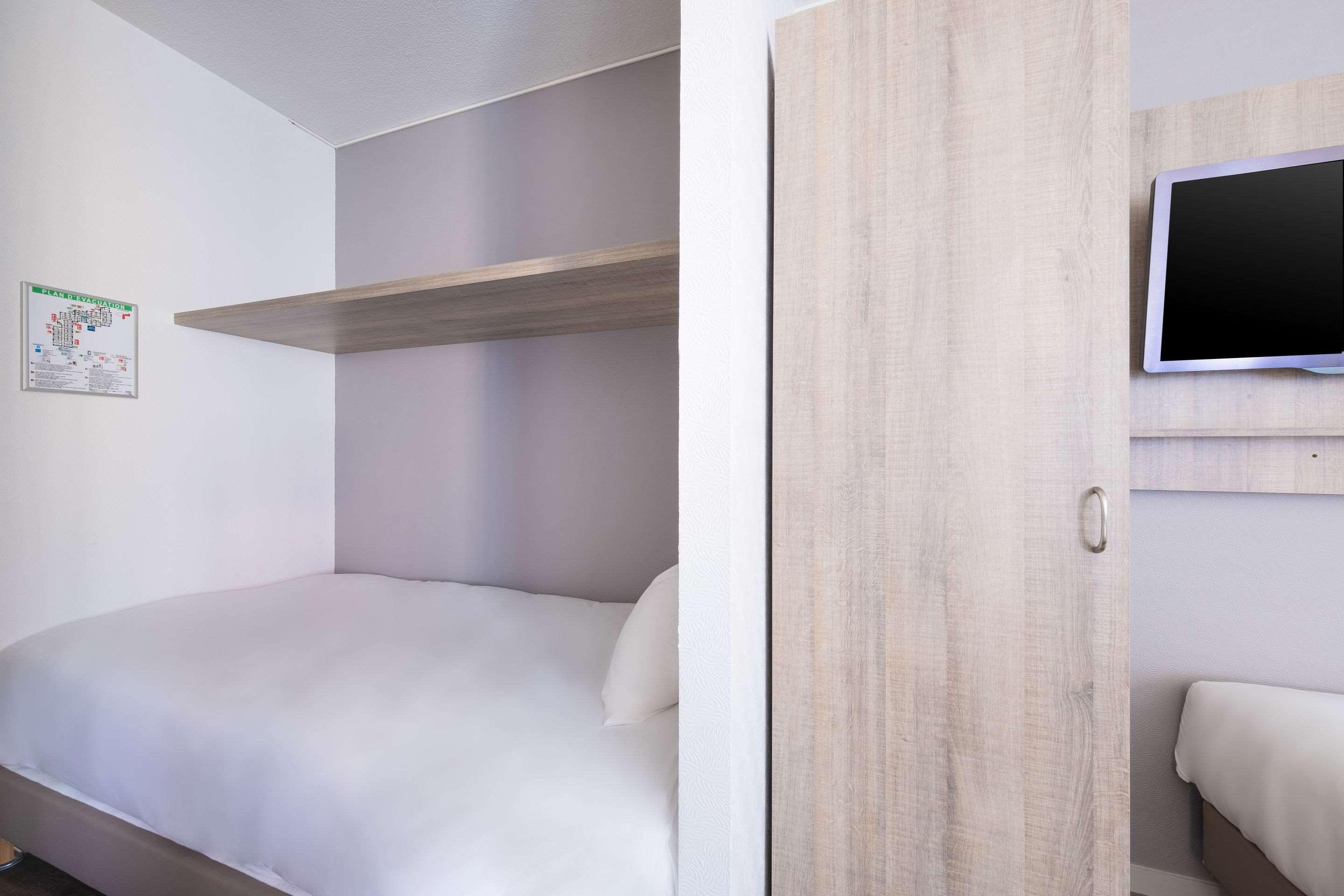 Hotel Le Circuit Le Mans Ngoại thất bức ảnh