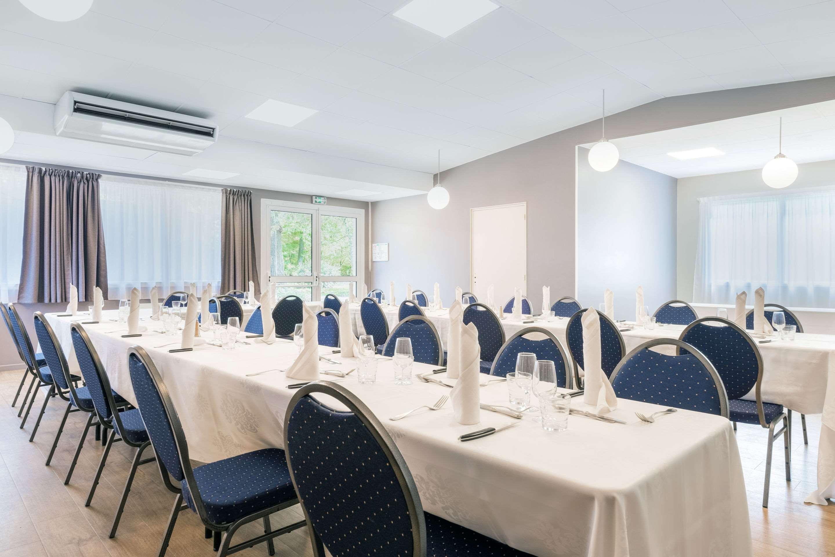 Hotel Le Circuit Le Mans Ngoại thất bức ảnh