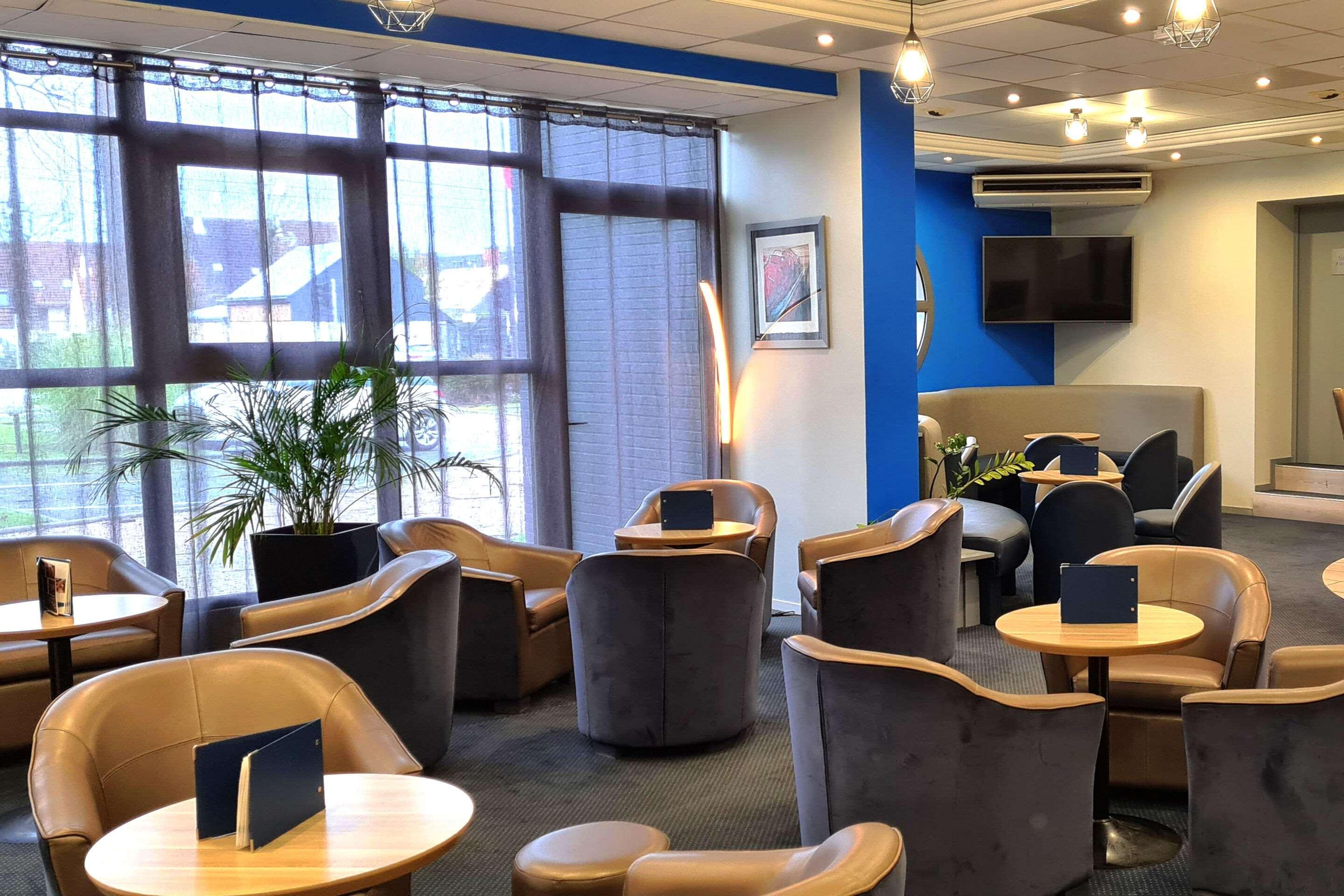 Hotel Le Circuit Le Mans Ngoại thất bức ảnh