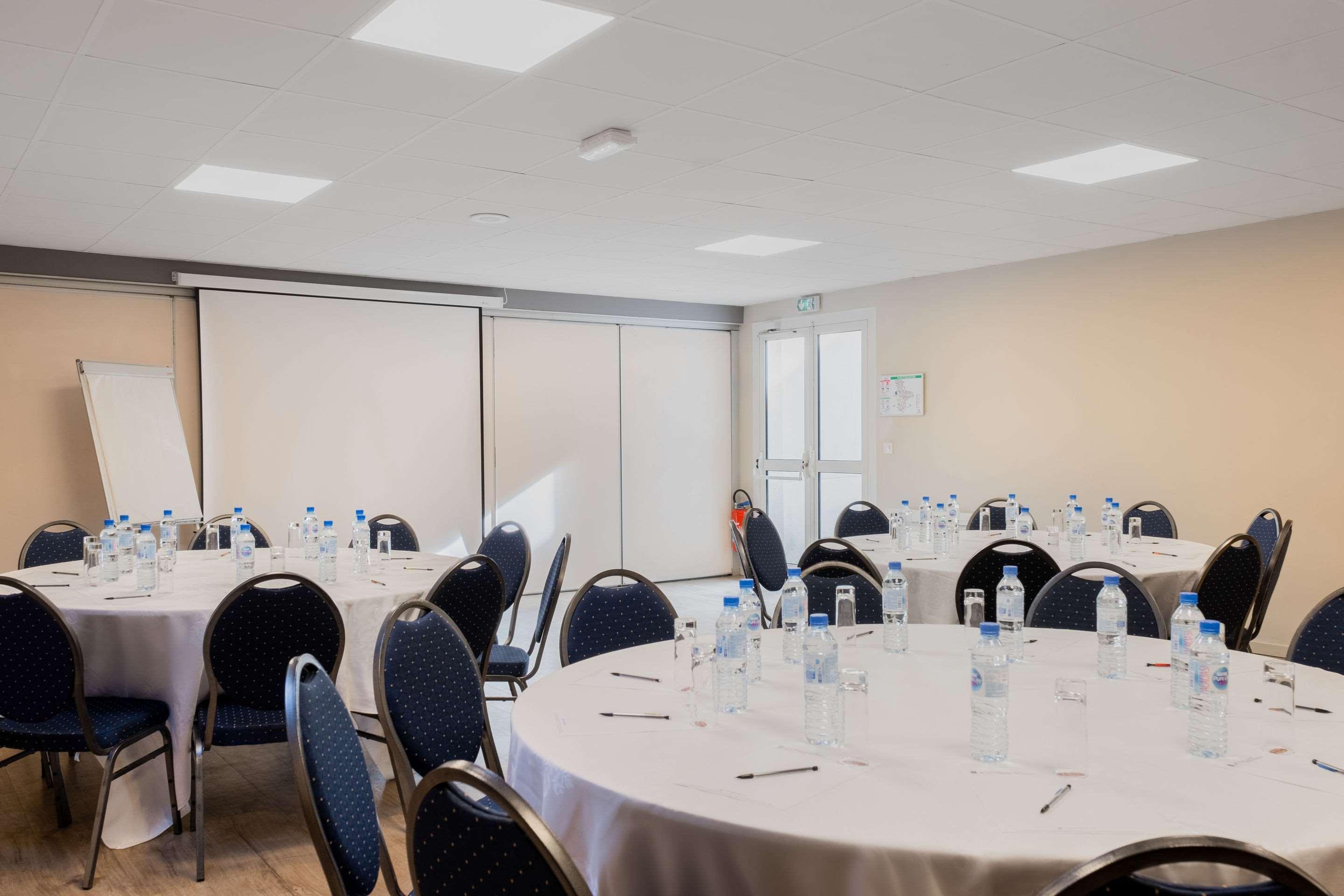 Hotel Le Circuit Le Mans Ngoại thất bức ảnh