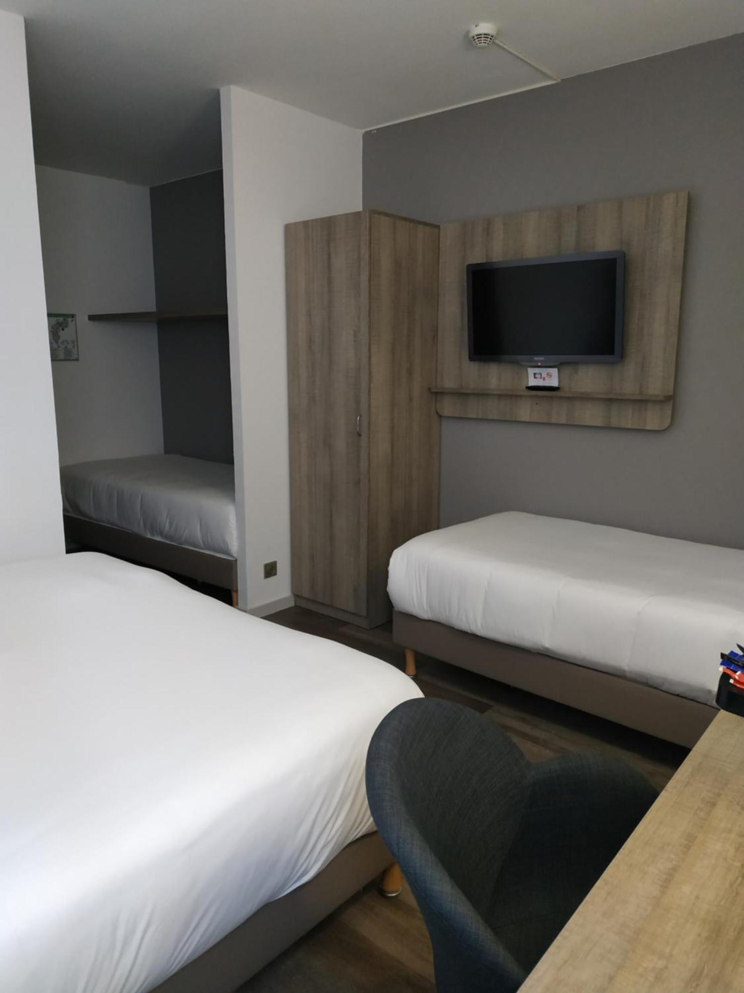 Hotel Le Circuit Le Mans Ngoại thất bức ảnh