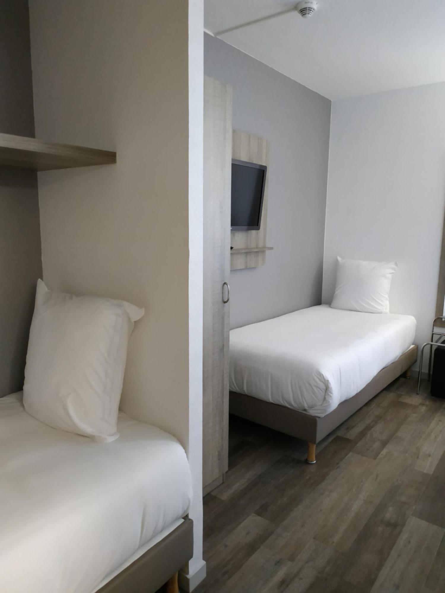Hotel Le Circuit Le Mans Ngoại thất bức ảnh
