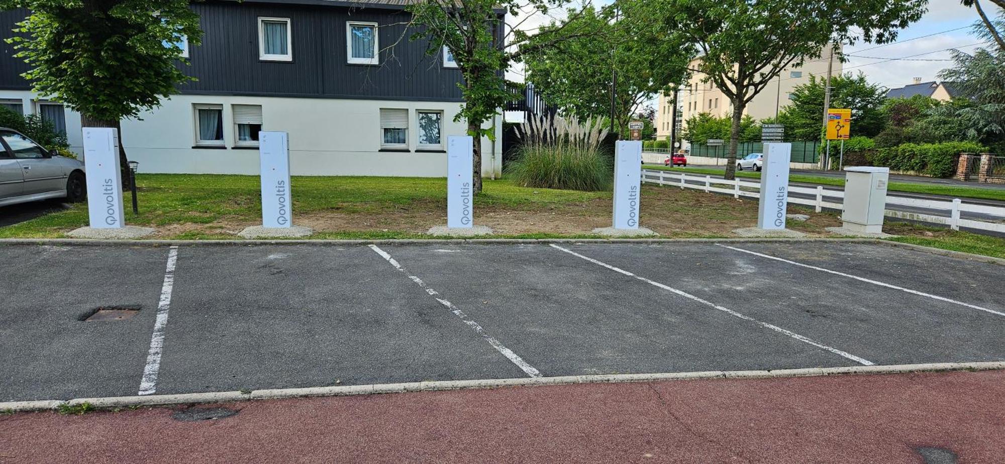 Hotel Le Circuit Le Mans Ngoại thất bức ảnh